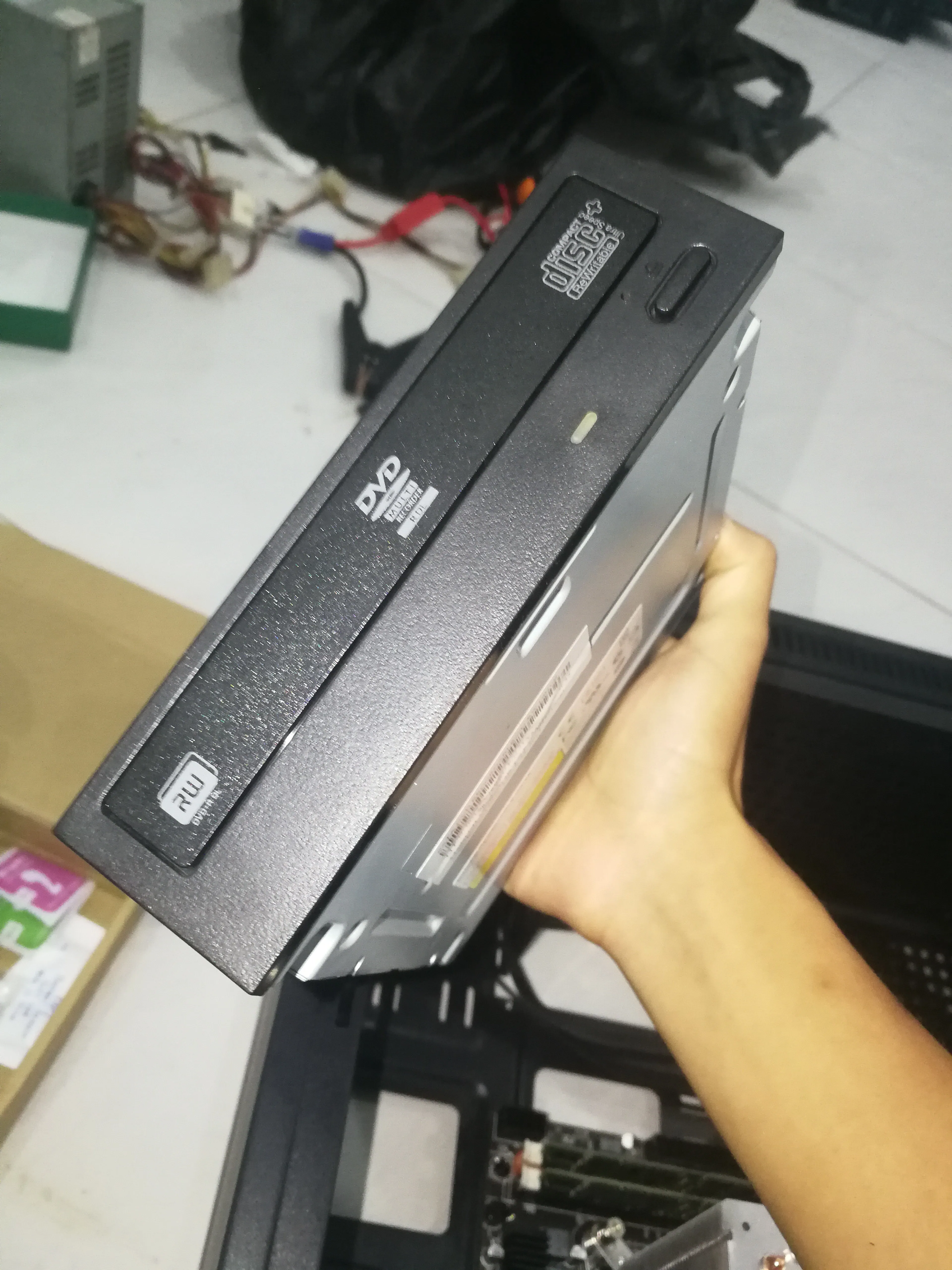 拿起光驱研究