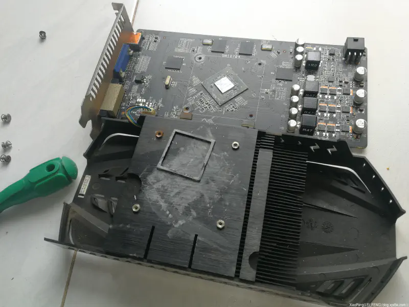 Featured image of post 尝试使用烤箱修复GTX750显卡（失败了）